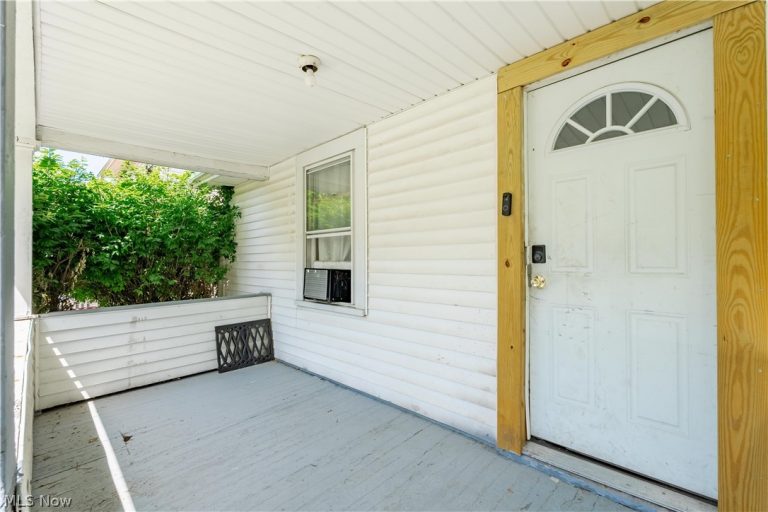 1159 Dietz Avenue, Akron, OH - Photo 4