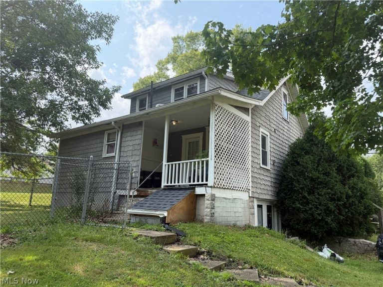 5806 Portage Street, North Canton, OH - Photo 8