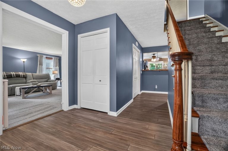 12 Square Circle Drive, Madison, OH - Photo 6