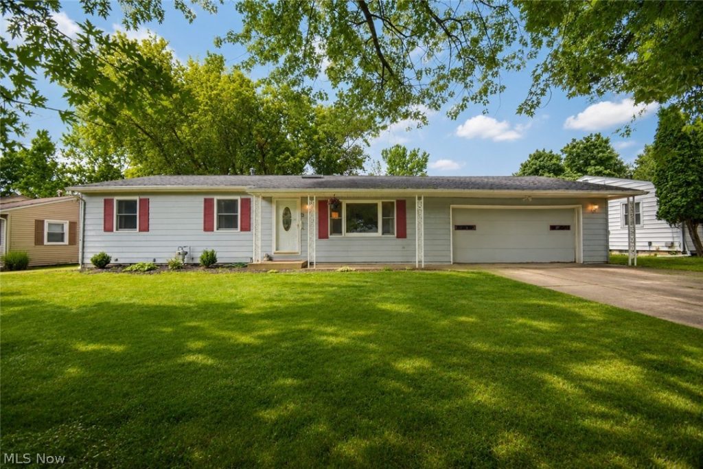 40 Lasalle Street, Medina, OH