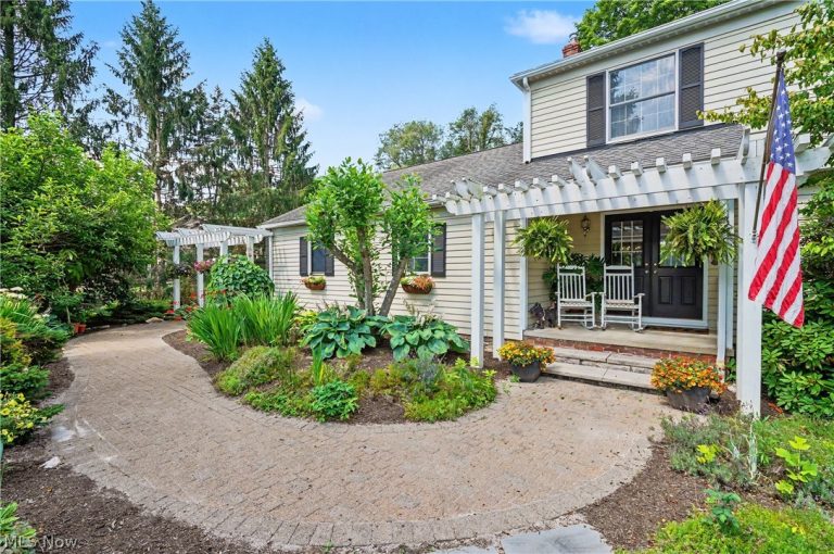 15884 Arbor Trail, Newbury, OH, 44065