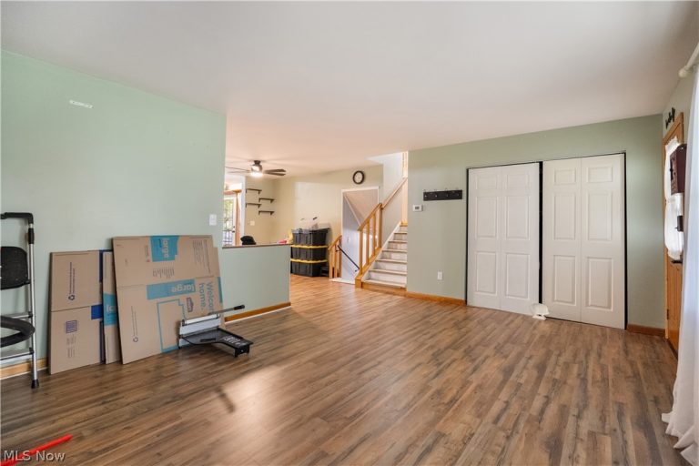 759 Betz Avenue, Alliance, OH - Photo 6
