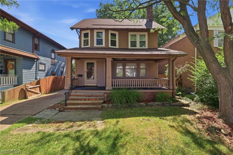 1539 Elbur Avenue, Lakewood, OH - Photo 2