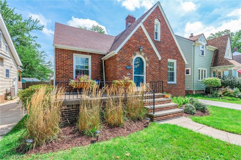 3425 159th Street, Cleveland, OH - Photo 3