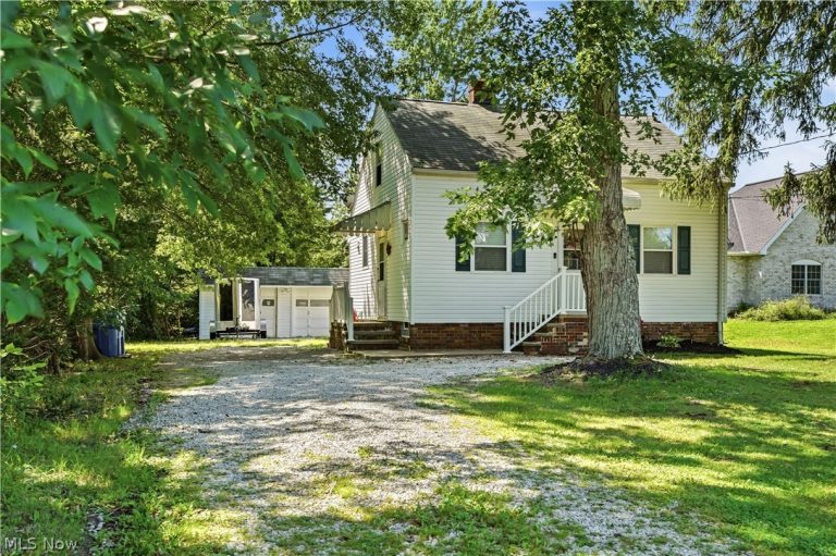 26571 Sprague Road, Columbia Station, OH - Photo 5