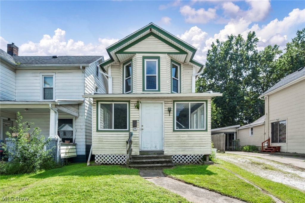 54 Brown Street, Barberton, OH