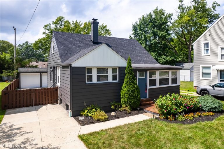 4318 222nd Street, Fairview Park, OH - Photo 4