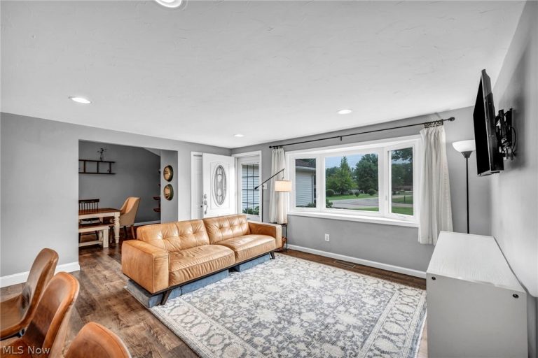 1988 Gates Avenue, Streetsboro, OH - Photo 6