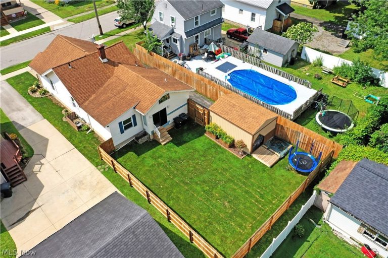 1806 Sheridan Avenue, Warren, OH - Photo 5