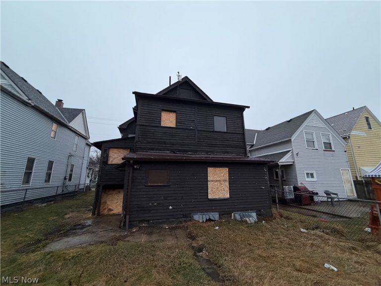 3185 58th Street, Cleveland, OH - Photo 3