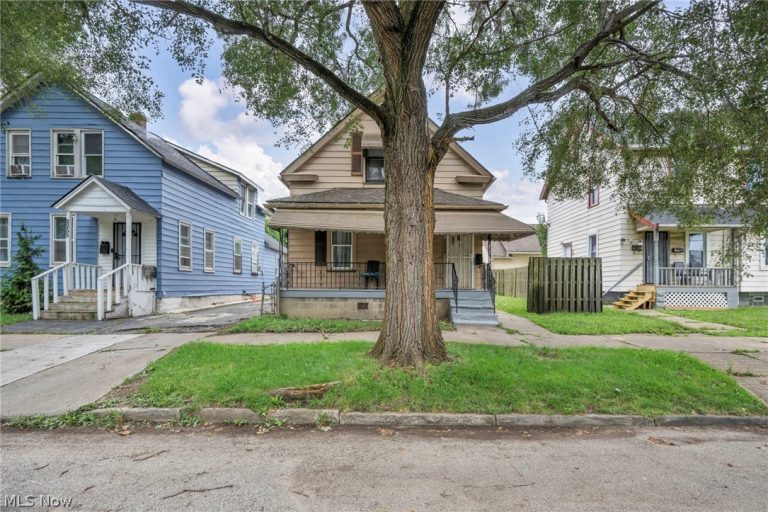 2259 67th Street, Cleveland, OH - Photo 2