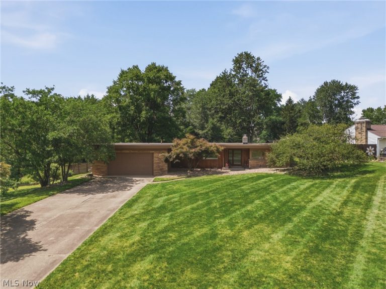 1111 Singing Brook Avenue, Massillon, OH - Photo 2