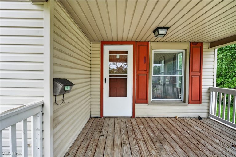 517 Brown Street, Akron, OH - Photo 5