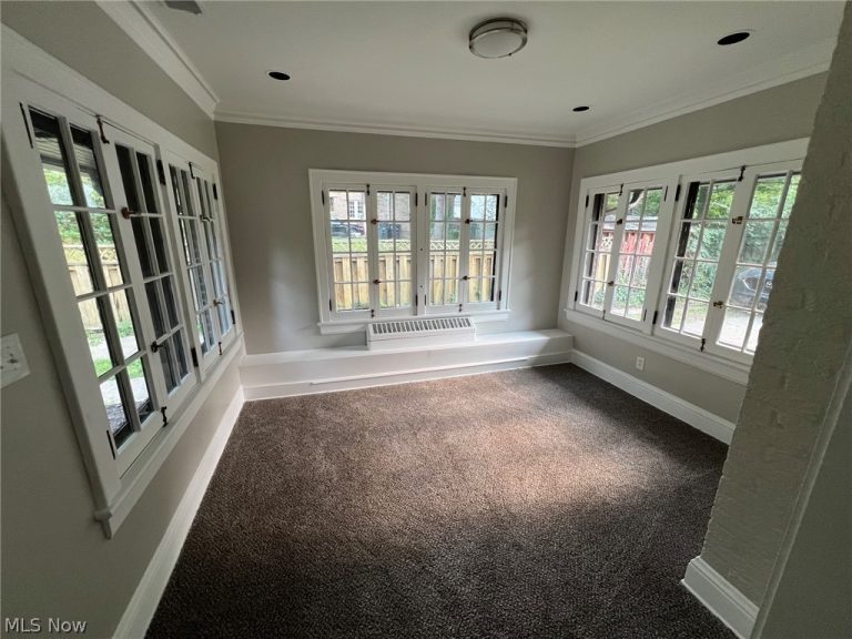 453 Dorchester Road, Akron, OH - Photo 6