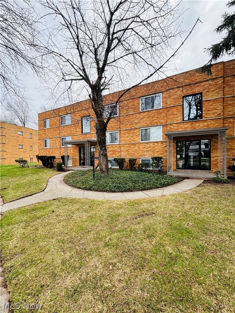 21045 Southbend Circle #3, Rocky River, OH, 44116