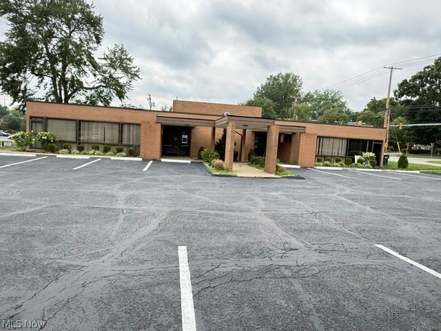 2341 Oakwood Drive, Cuyahoga Falls, OH, 44221