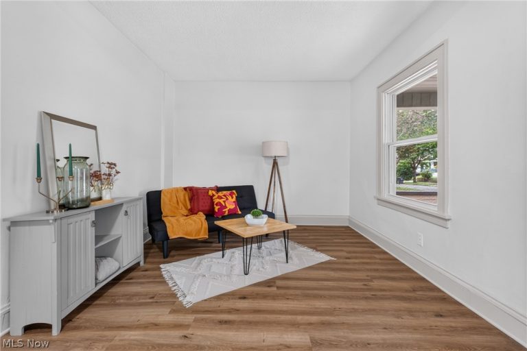 96 Ido Avenue, Akron, OH - Photo 4
