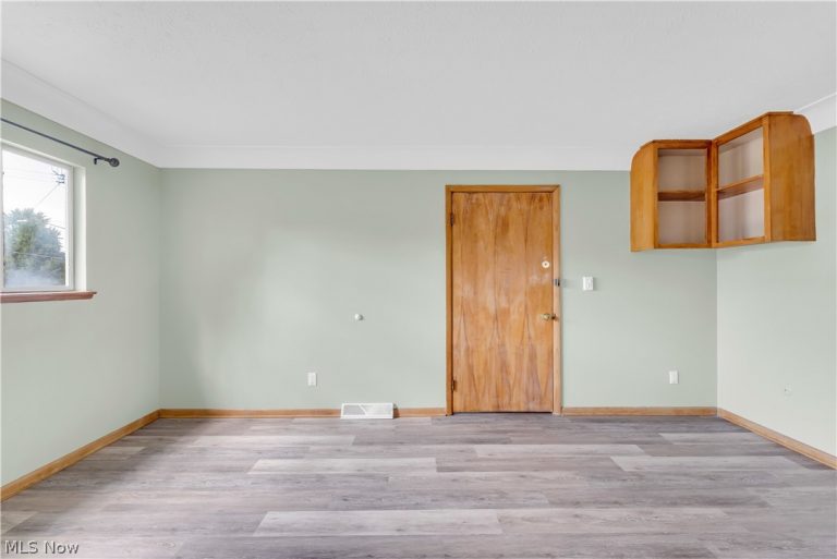 14152 Berwyn Avenue #2/UP, Cleveland, OH - Photo 4