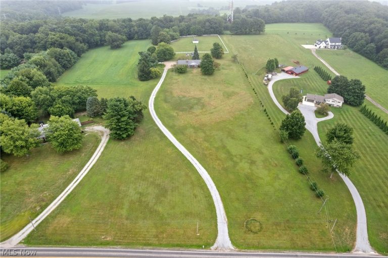 2644 Mount Eaton Road, Dalton, OH, 44618