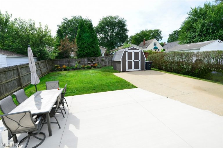 410 Moody Street, Akron, OH - Photo 5
