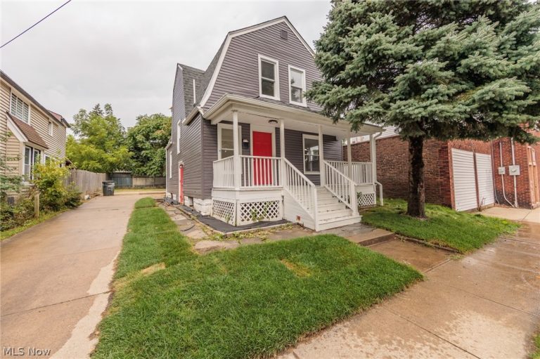 1558 Winchester Avenue, Lakewood, OH, 44107