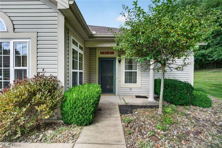 5645 Clingan Road #24 C, Struthers, OH - Photo 5