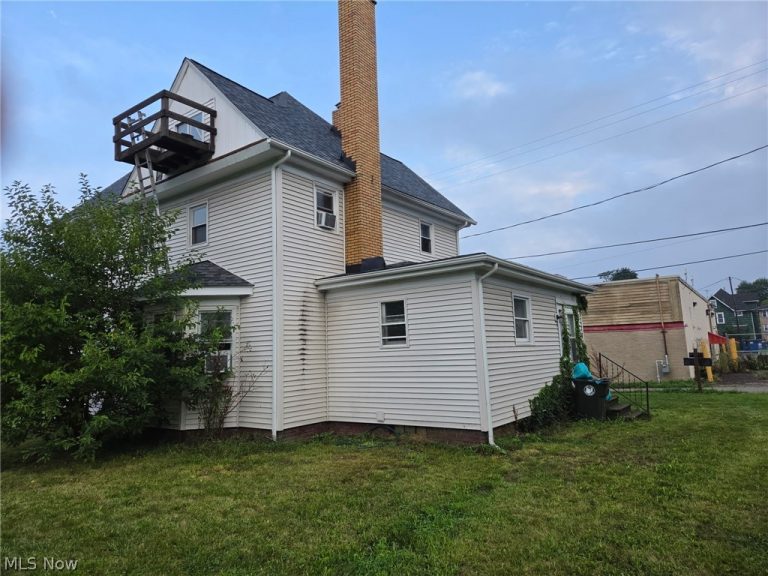 1818 Cleveland Avenue, Canton, OH - Photo 2