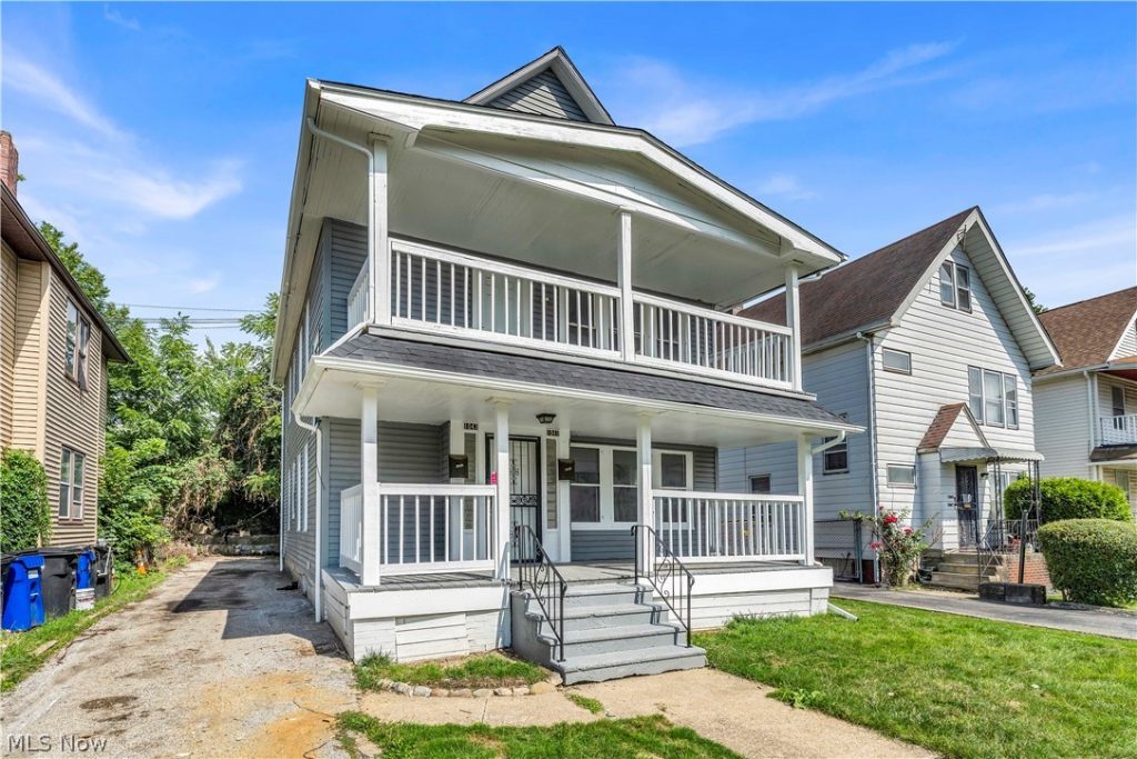 1041 146th Street, Cleveland, OH