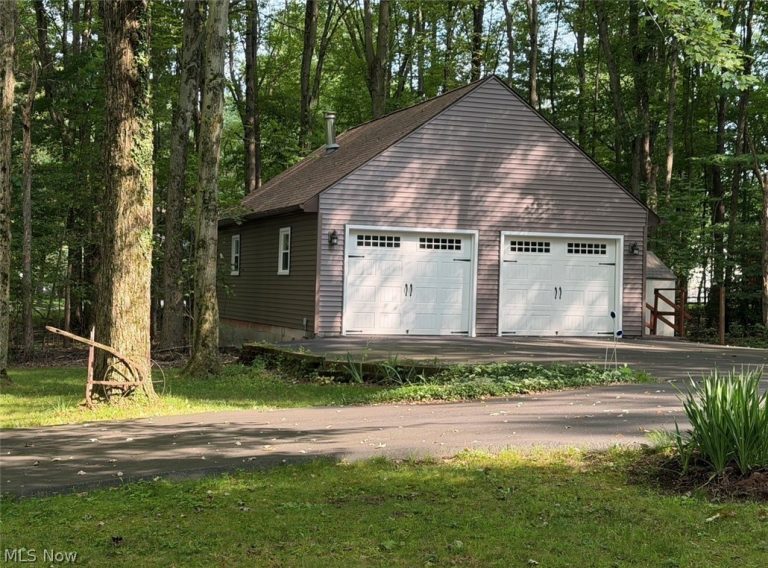 7342 Hubbard Bedford Road, Hubbard, OH - Photo 5