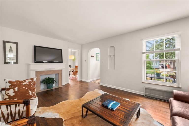 3425 159th Street, Cleveland, OH - Photo 6