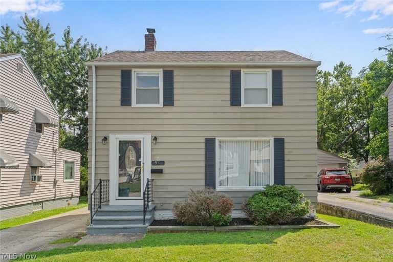 19316 Milan Drive, Maple Heights, OH, 44137