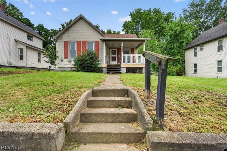 517 Brown Street, Akron, OH - Photo 4