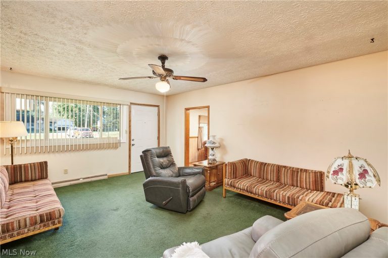 1121 Eastwood Avenue, Tallmadge, OH - Photo 3