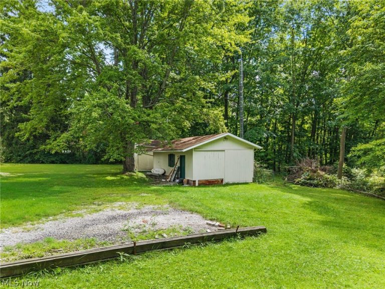 3070 Hamilton Road, Medina, OH - Photo 8
