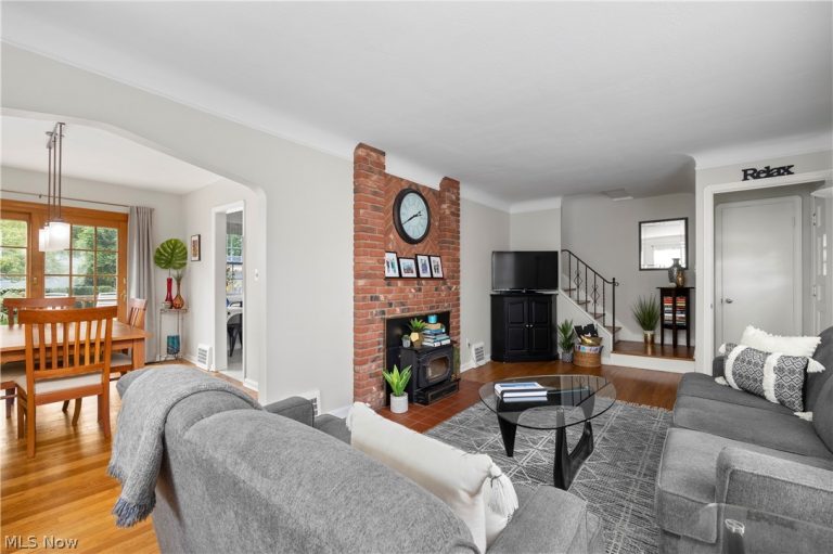 3640 210th Street, Fairview Park, OH - Photo 6