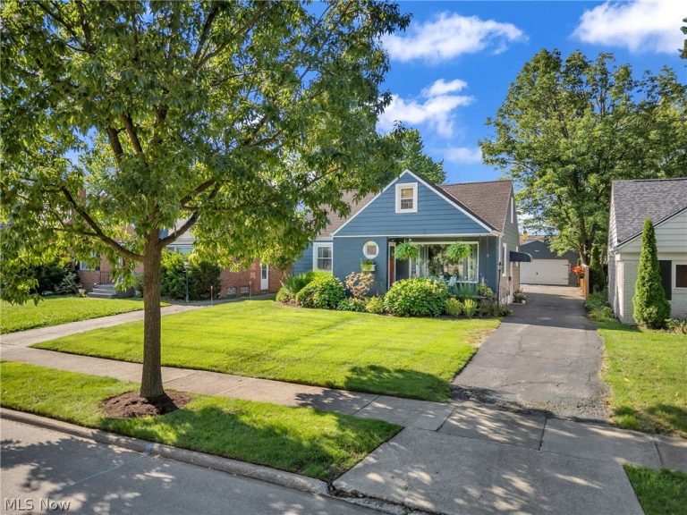 4202 Colony Road, South Euclid, OH - Photo 2