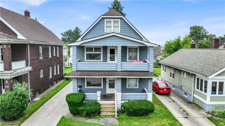 4304 Beta Avenue, Newburgh Heights, OH, 44105