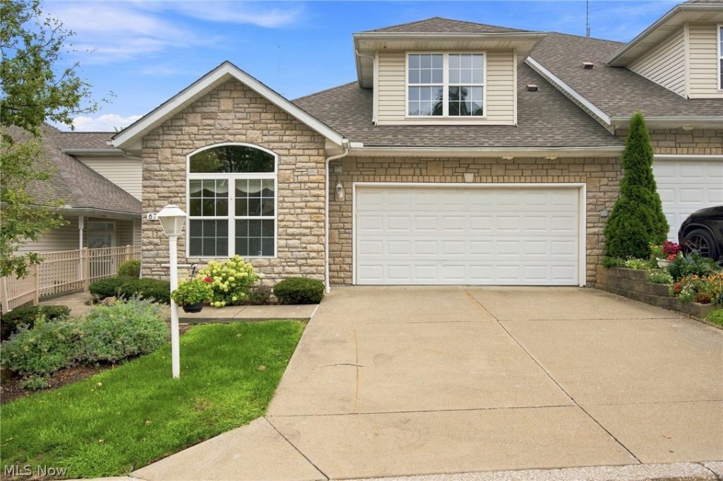 6797 Rolling Meadow Drive, Cleveland, OH