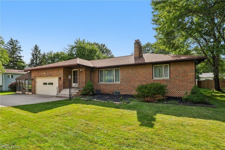 8310 Broadview Road, Broadview Heights, OH, 44147