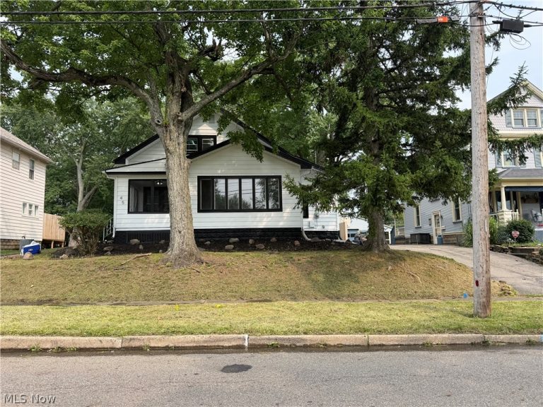 45 Summit Avenue, Niles, OH, 44446