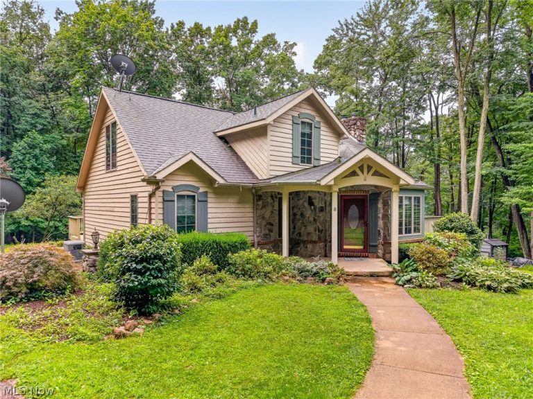 1992 Rheam Road, Clinton, OH, 44216