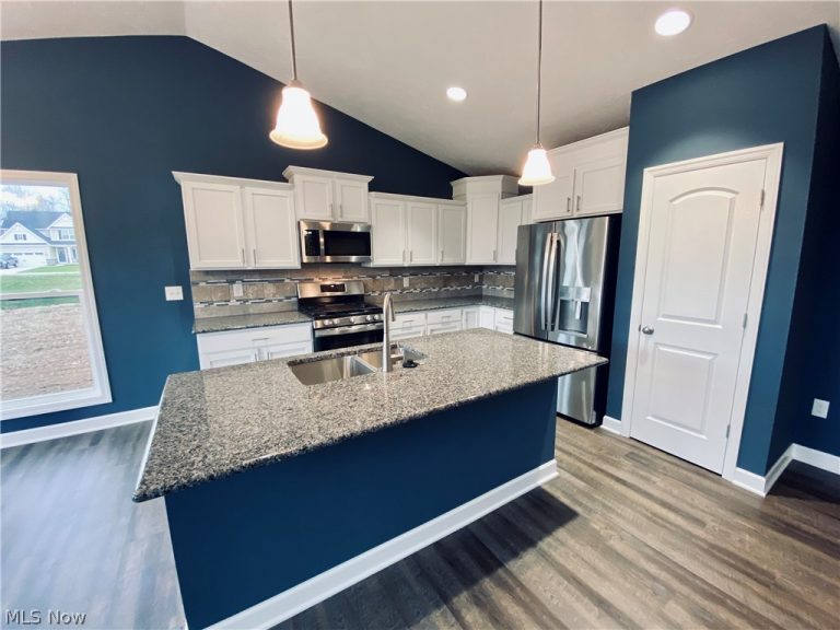 3471 Wicker Street, Canton, OH - Photo 8