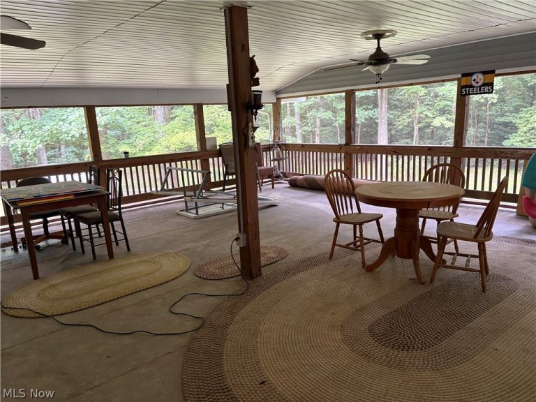3459 Hewitt Gifford Road, Warren, OH - Photo 8