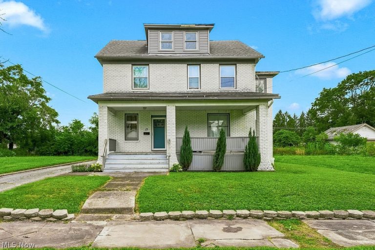 25 Russell Avenue, Niles, OH, 44446