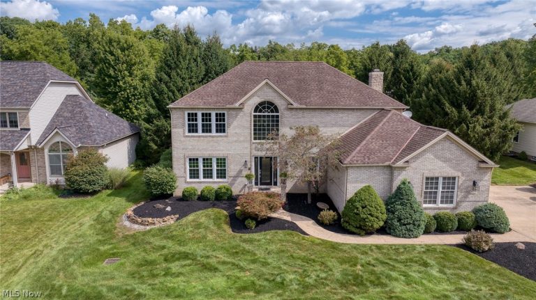 1413 Ashford Glen Lane, Northfield, OH - Photo 2