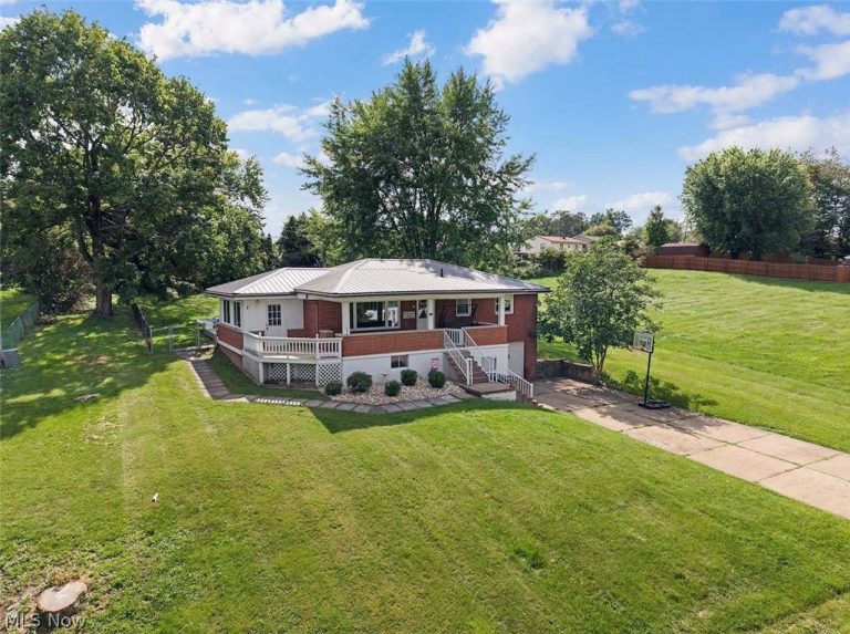 706 Overlook Drive, Wintersville, OH - Photo 4