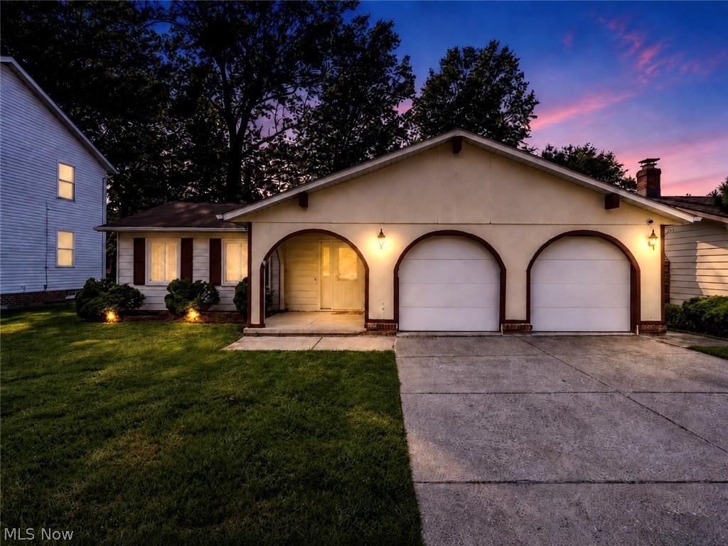 23694 Samuel Drive, Euclid, OH