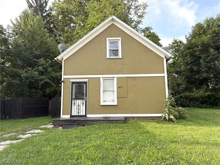 4429 Hyde Avenue, Cleveland Heights, OH, 44109