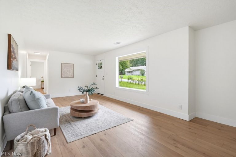 2953 Prior Road, Coventry, OH - Photo 6