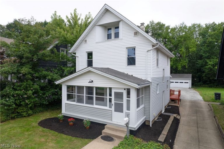 362 Palm Avenue, Akron, OH - Photo 2